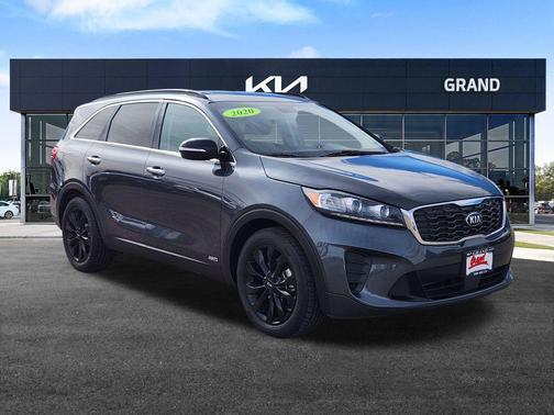 2020 Kia Sorento S