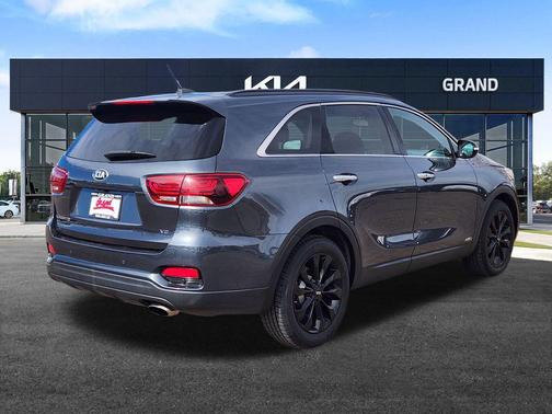 2020 Kia Sorento S