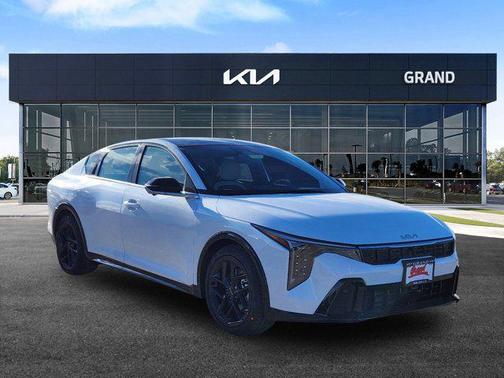 2025 Kia K4 GT-Line Turbo