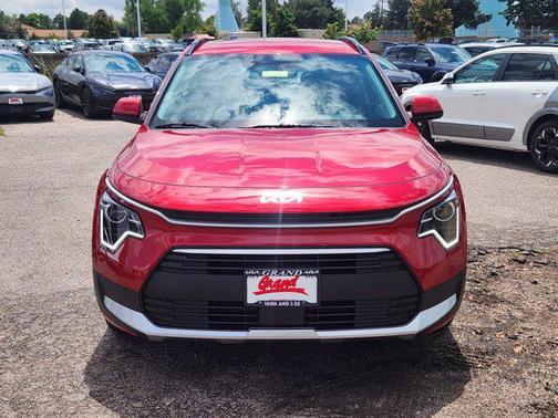 2025 Kia Niro EX