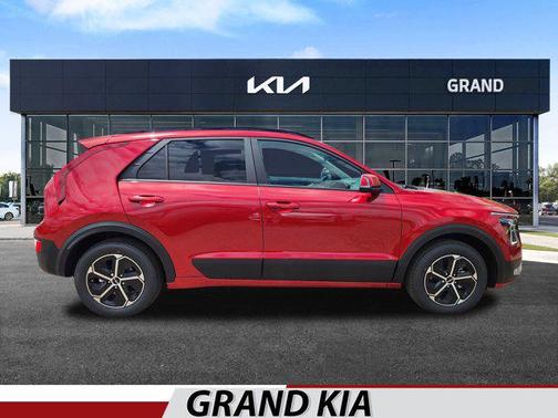2025 Kia Niro EX