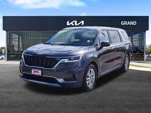 2023 Kia Carnival LX