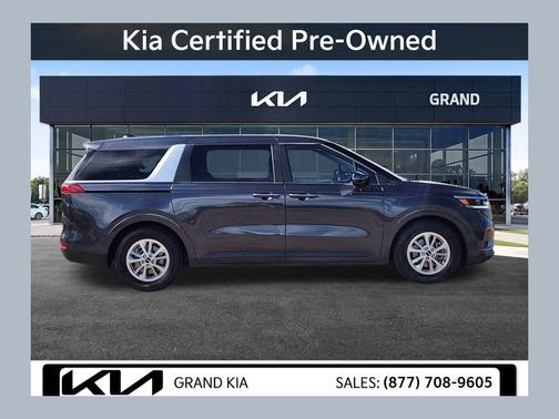 2023 Kia Carnival LX