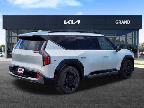 2026 Kia EV9 GT-Line