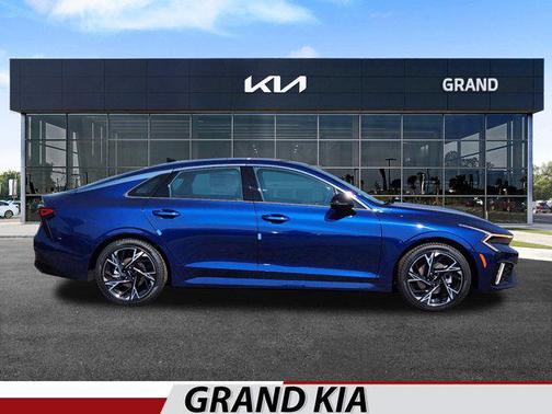 2025 Kia K5 GT-Line