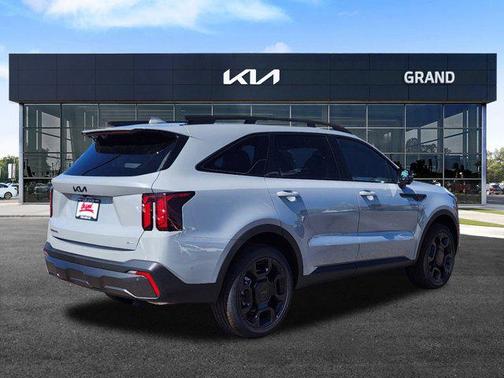 2025 Kia Sorento SX