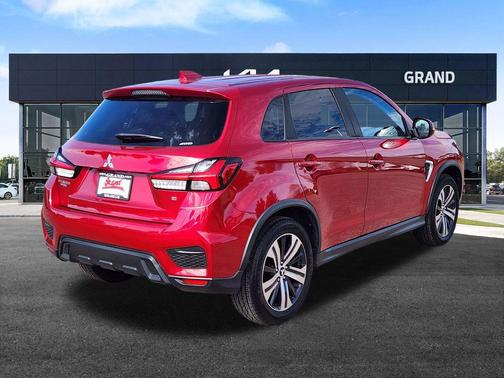 2020 Mitsubishi Outlander Sport SE