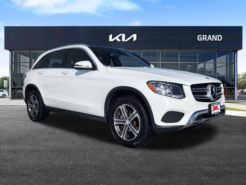 2017 Mercedes-Benz GLC 300 4MATIC