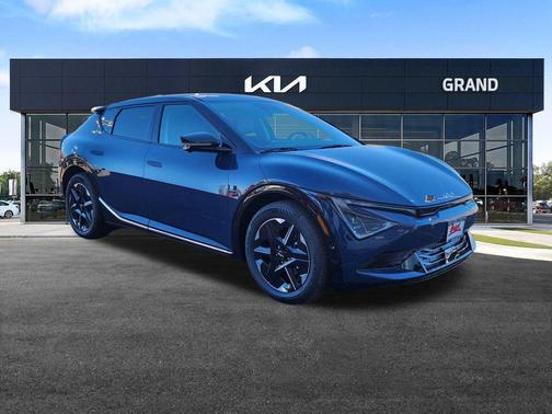 2025 Kia EV6 Wind