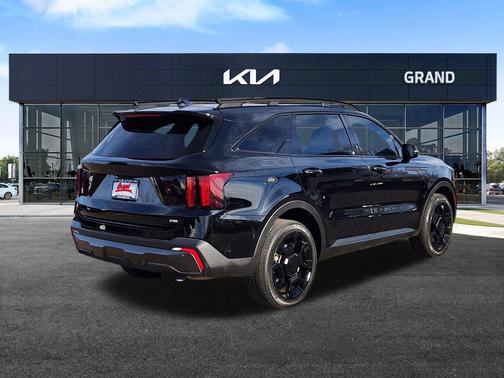 2025 Kia Sorento EX