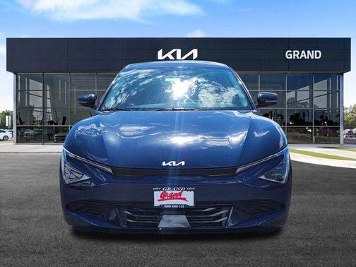 2025 Kia EV6 Wind