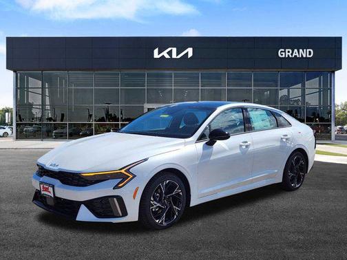2025 Kia K5 GT-Line
