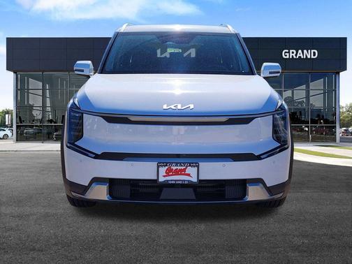 2026 Kia EV9 Wind