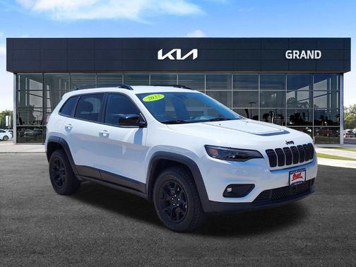 2022 Jeep Cherokee X 4x4