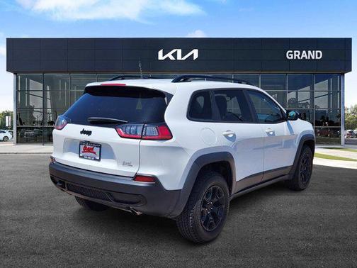 2022 Jeep Cherokee X 4x4