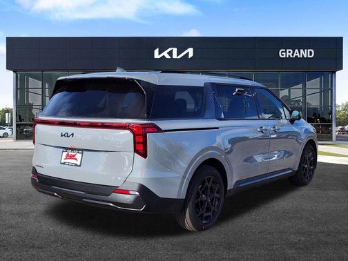 2025 Kia Carnival Hybrid SX