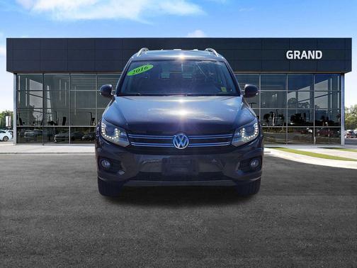 2016 Volkswagen Tiguan SE
