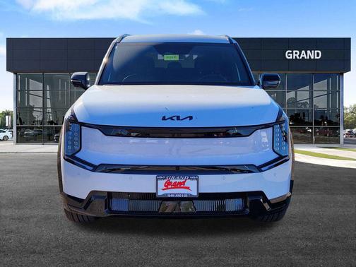 2026 Kia EV9 Land