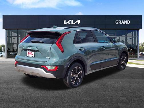 2025 Kia Niro EX
