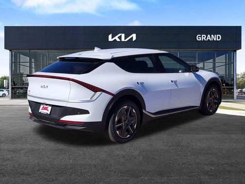2025 Kia EV6 Light Long Range