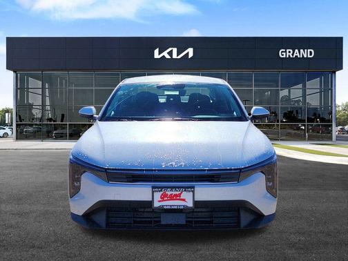 2025 Kia K4 LX