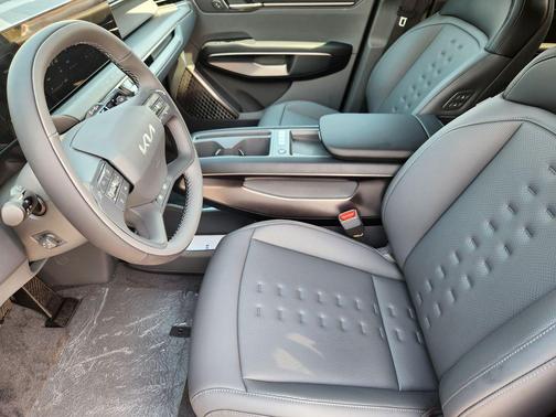 Panthera Metal 2026 Kia EV9 Wind