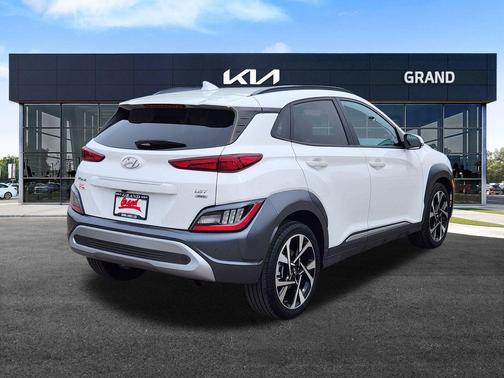 2022 Hyundai KONA Limited