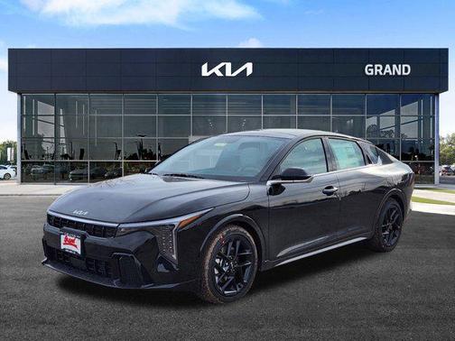 2025 Kia K4 GT-Line Turbo