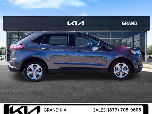 2020 Ford Edge SE