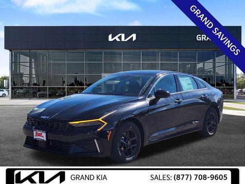 2025 Kia K5 LXS