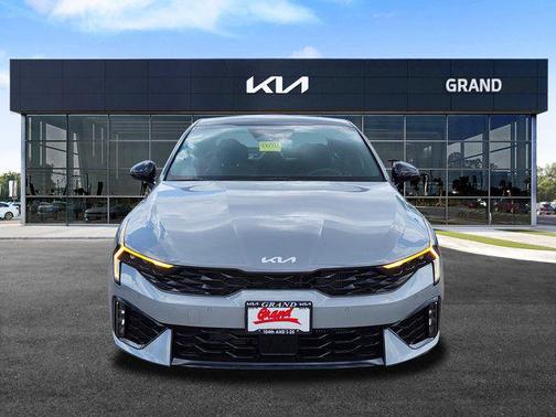 2025 Kia K5 GT