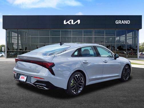 2025 Kia K5 GT