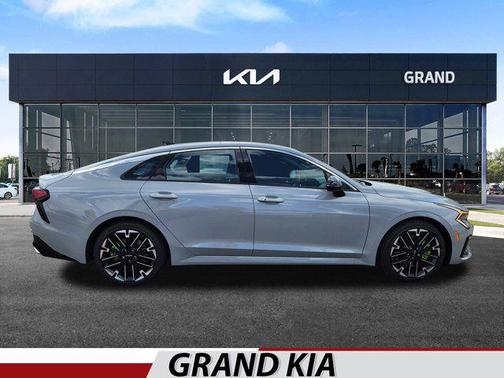 2025 Kia K5 GT