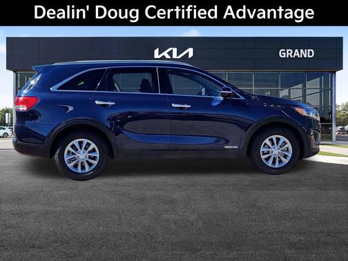 2017 Kia Sorento LX