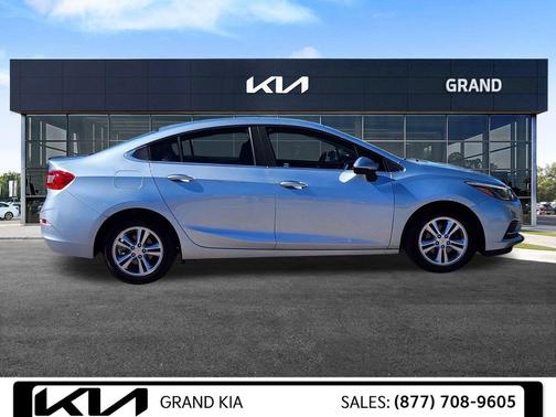 2017 Chevrolet Cruze LT