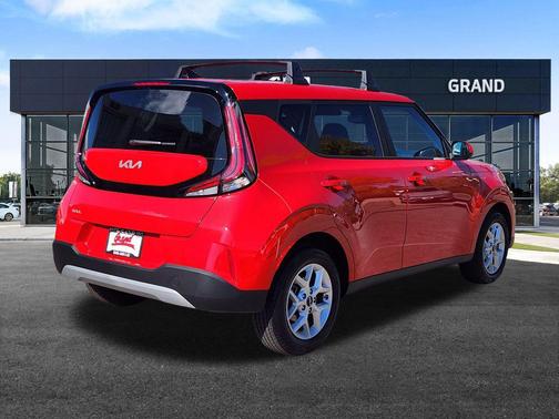 2025 Kia Soul S