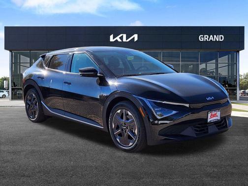 2025 Kia EV6 Light Long Range