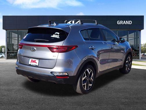 2020 Kia Sportage EX