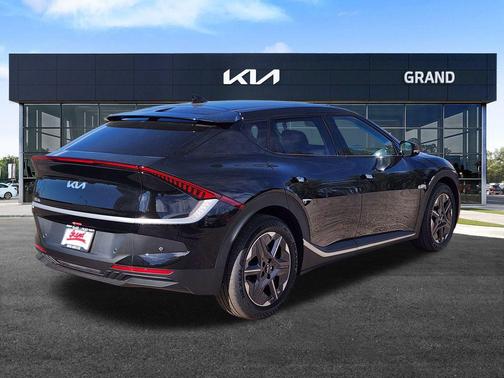 2025 Kia EV6 Light Long Range