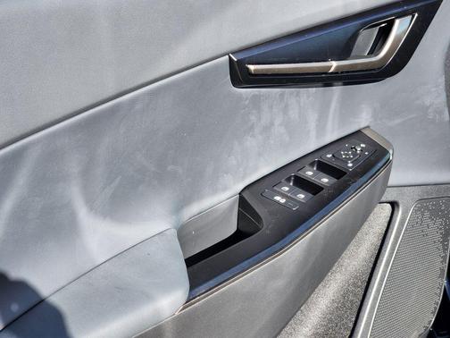 2025 Kia EV6 Light Long Range