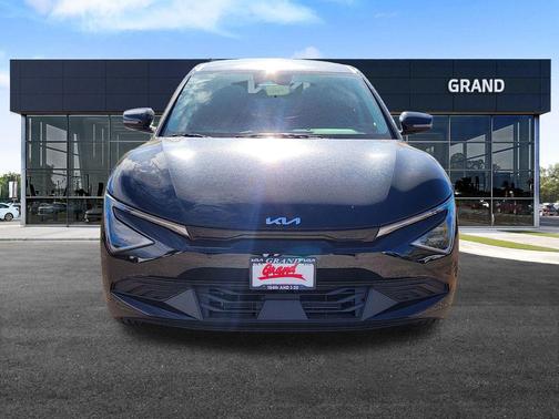 2025 Kia EV6 Light Long Range