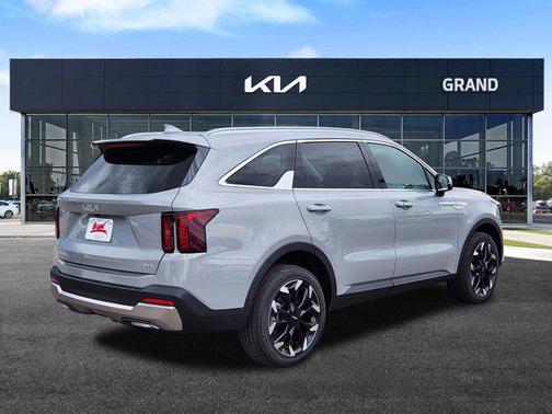 2025 Kia Sorento EX