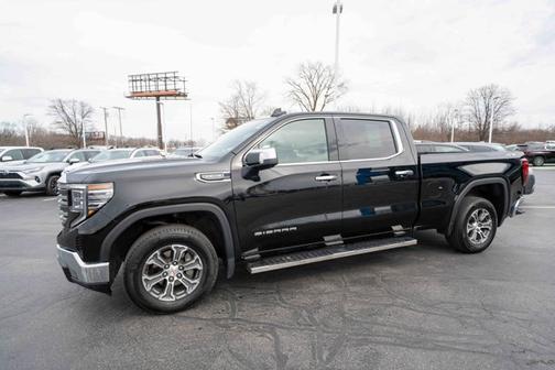 2023 GMC Sierra 1500 SLT