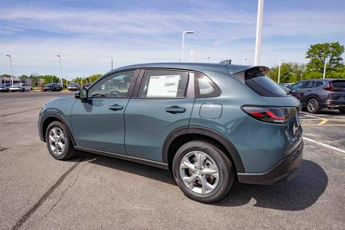 2025 Honda HR-V LX