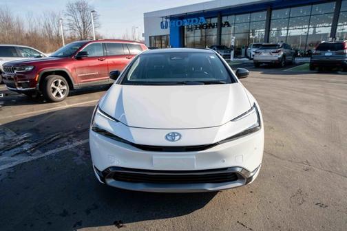 2024 Toyota Prius XLE