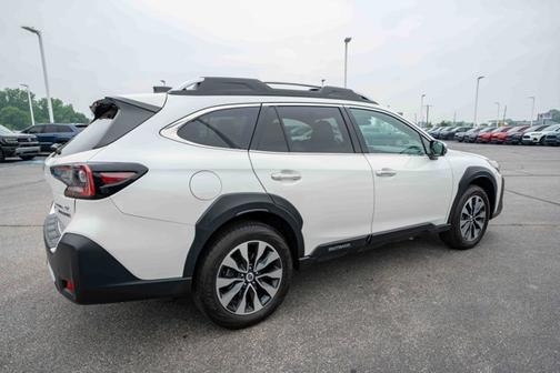 2024 Subaru Outback Touring XT