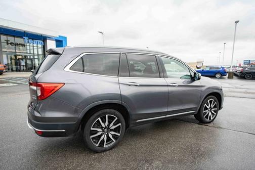 2019 Honda Pilot Touring 8-Passenger