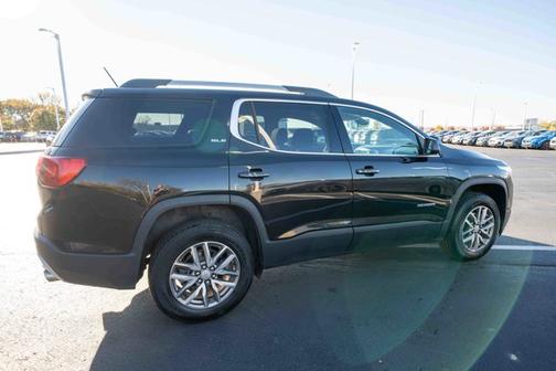 2019 GMC Acadia SLE-2