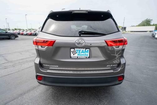 Predawn Micha 2018 Toyota Highlander XLE