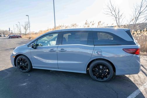Sonic Gray Pearl 2026 Honda Odyssey Sport-L